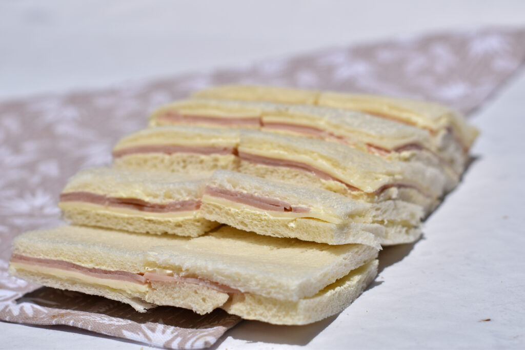 Sandwiches de copetín